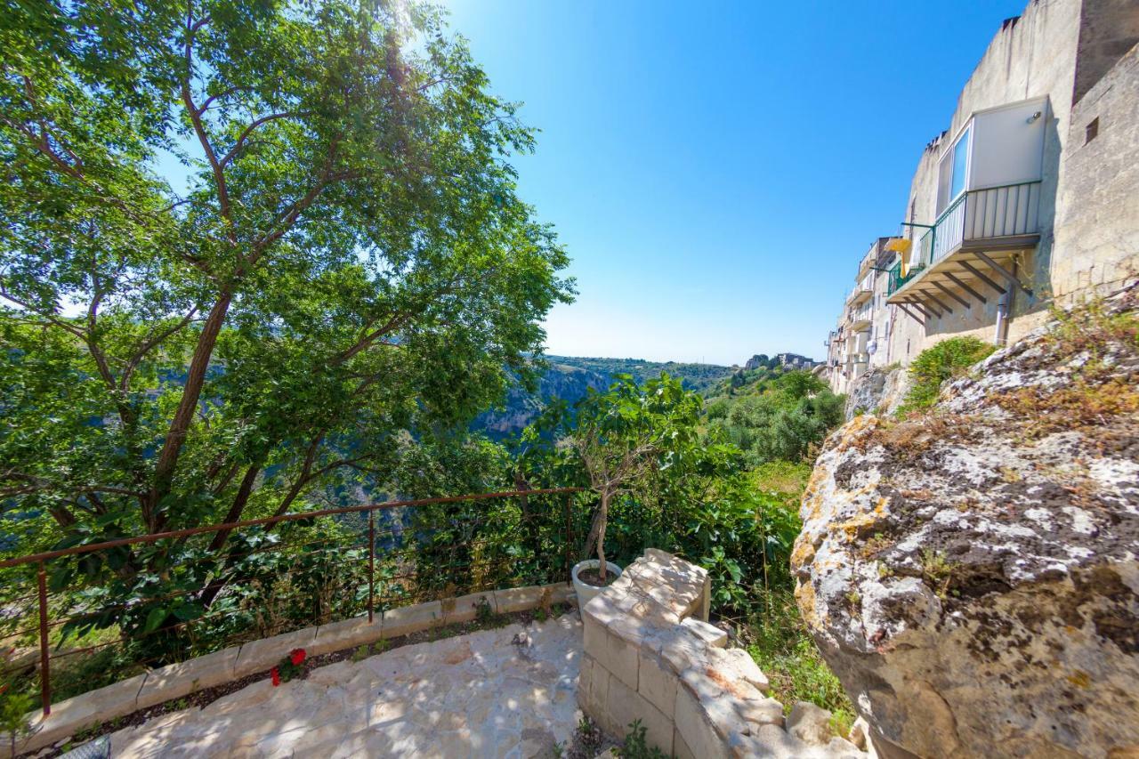 Hotel Terrazza Santa Barbara Matera Exterior foto